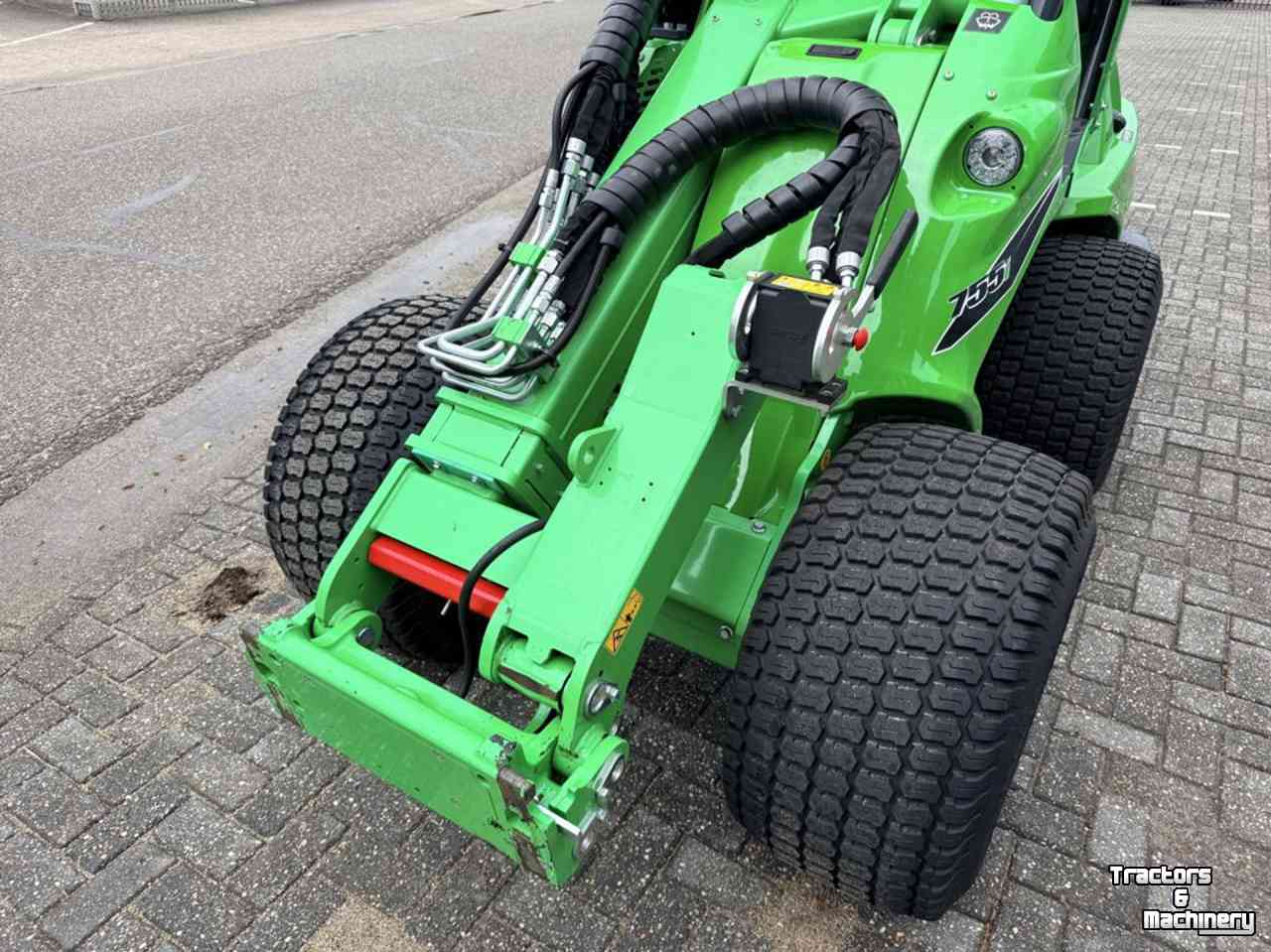Wheelloader Avant 755i TDS Stage V Shovel