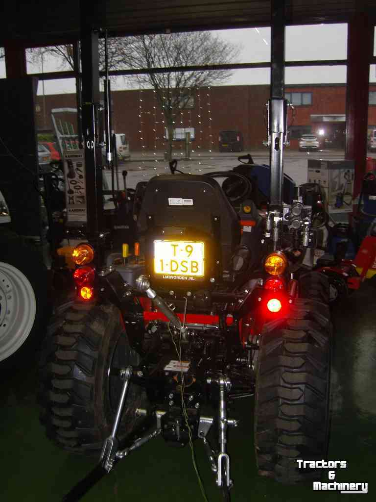 Horticultural Tractors Branson 2505 H