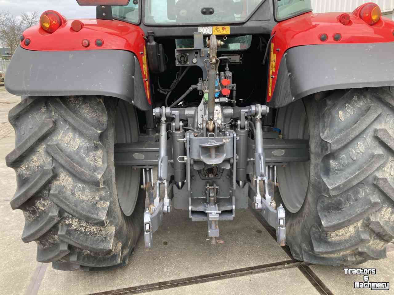 Tractors Massey Ferguson 5445 Dyna-4