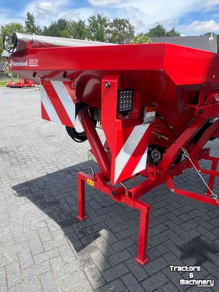 Seed drill Kverneland DF-1 fronttank