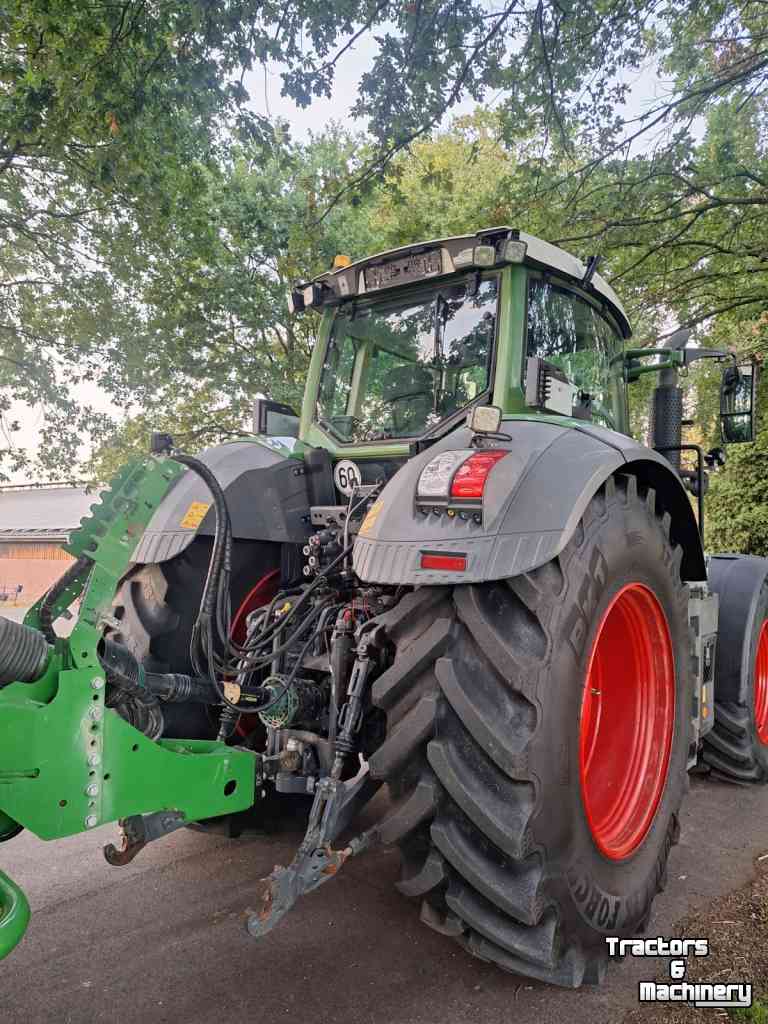 Tractor Fendt 828 S4 ProfiPlus