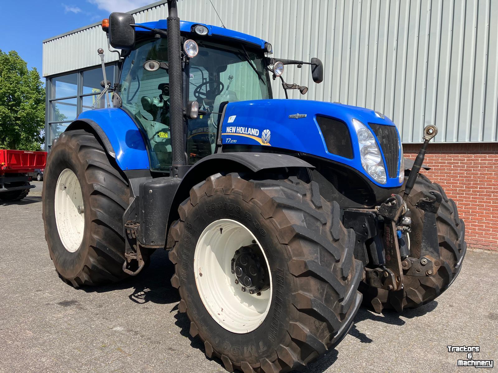Tractor New Holland 270 AC