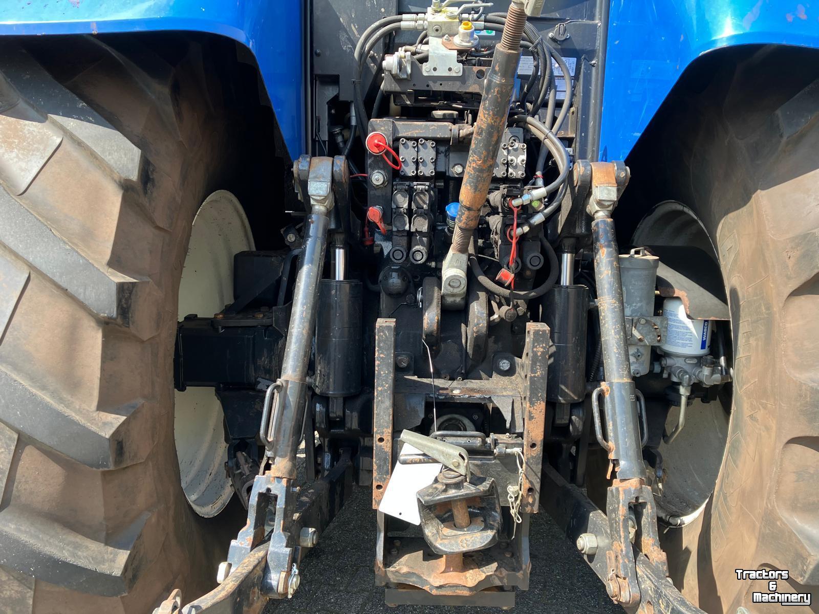 Tractor New Holland 270 AC