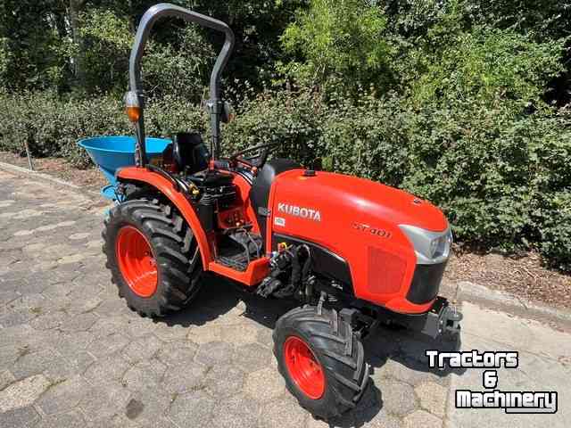 Horticultural Tractors Kubota ST 401 HST