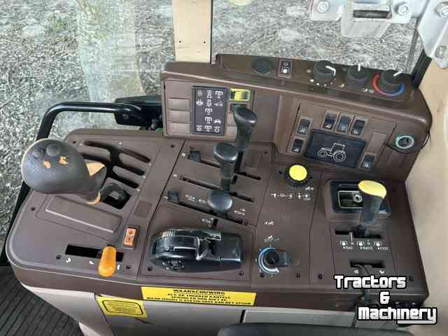 Tractor John Deere 6610