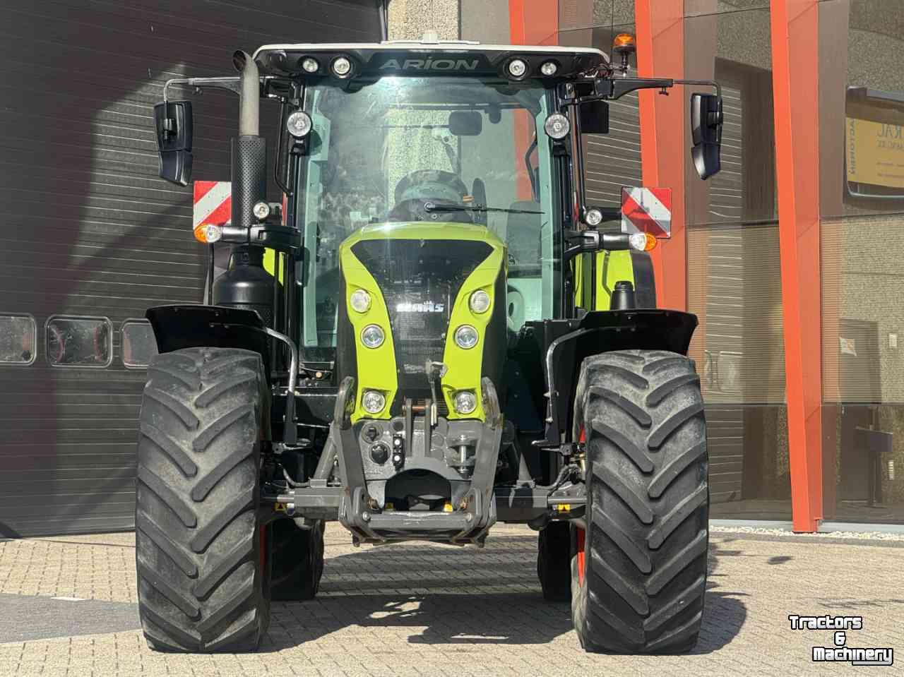 Tractor Claas Arion 650 C-Matic vario Stage V Fronthef Lucht GPS 3140u