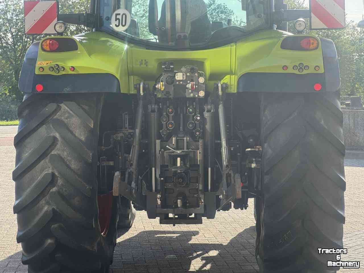 Tractor Claas Arion 650 C-Matic vario Stage V Fronthef Lucht GPS 3140u