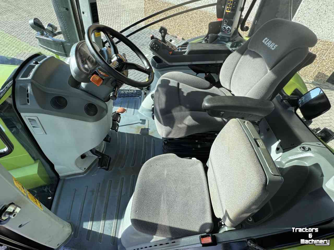 Tractor Claas Arion 650 C-Matic vario Stage V Fronthef Lucht GPS 3140u