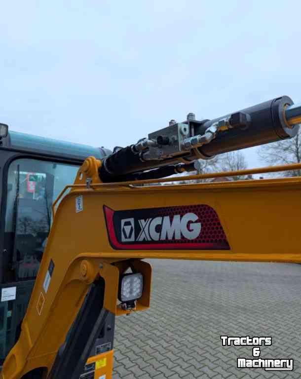 Mini-Excavator XCMG XE27E Pro