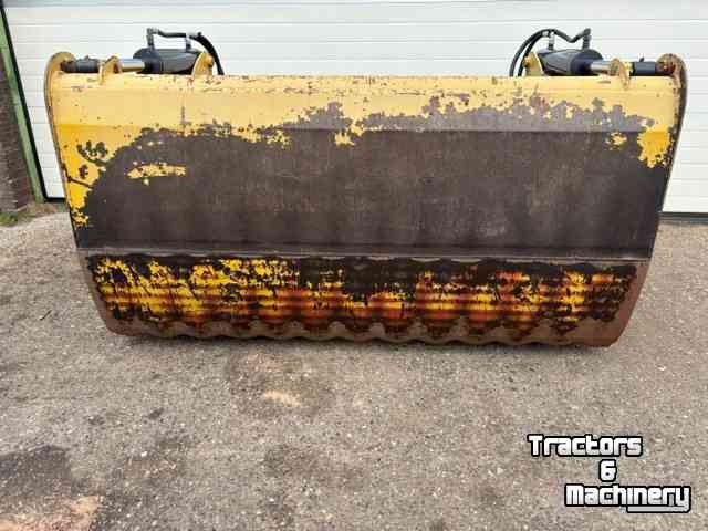 Silage cutting bucket Mammut SC195M