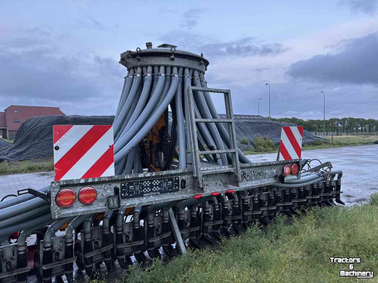Grassland injector Veenhuis Euroject 3000 zodebemester