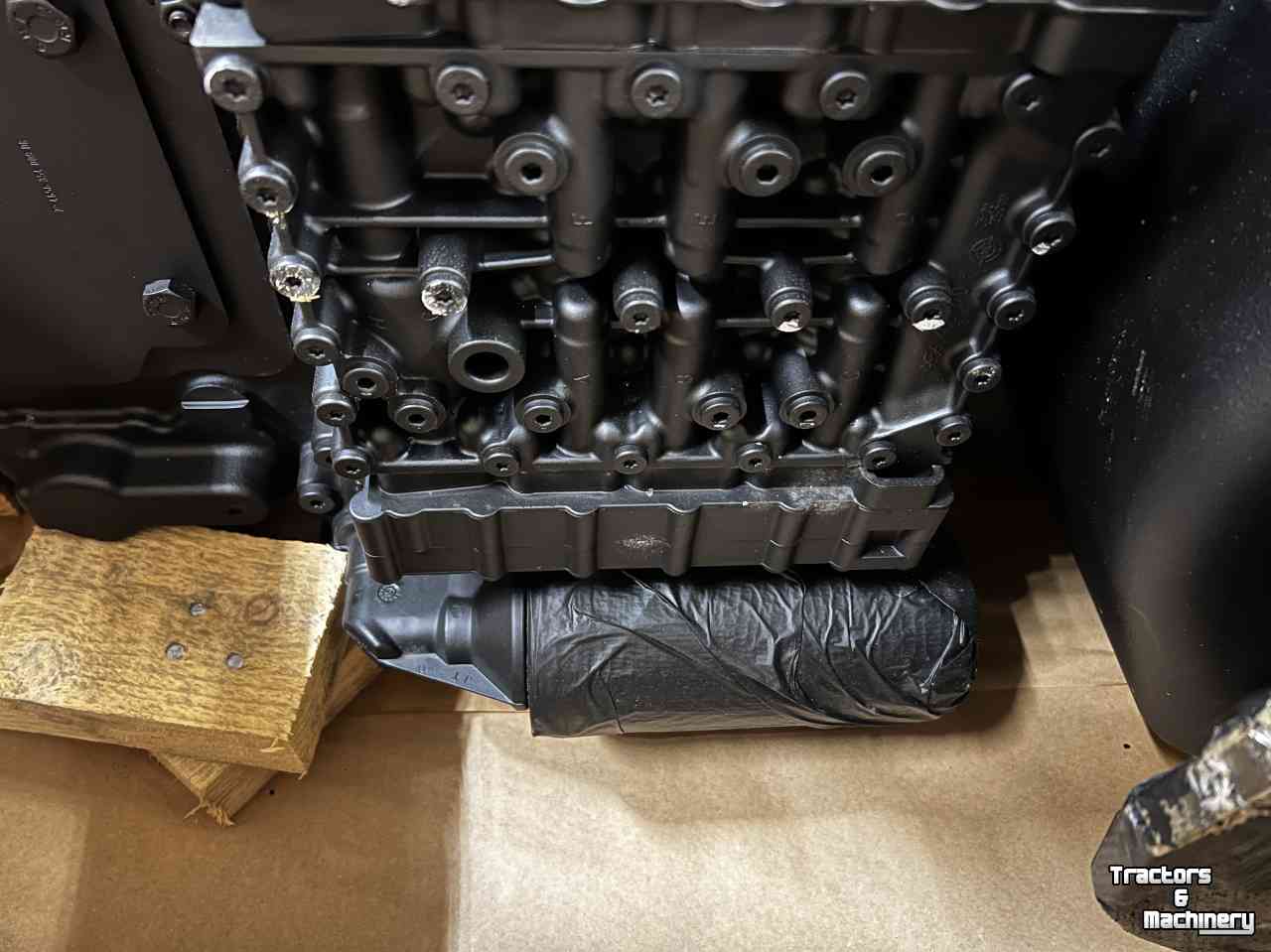 Wheelloader Case Complete Powershift versnellingsbak ZF voor Case CE 821E, 921E  New Holland W190B, W190BLR, W190B E.I.