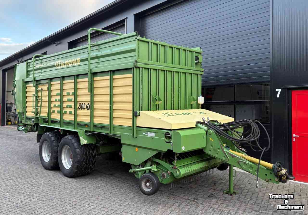 Self-loading wagon Krone AX 280
