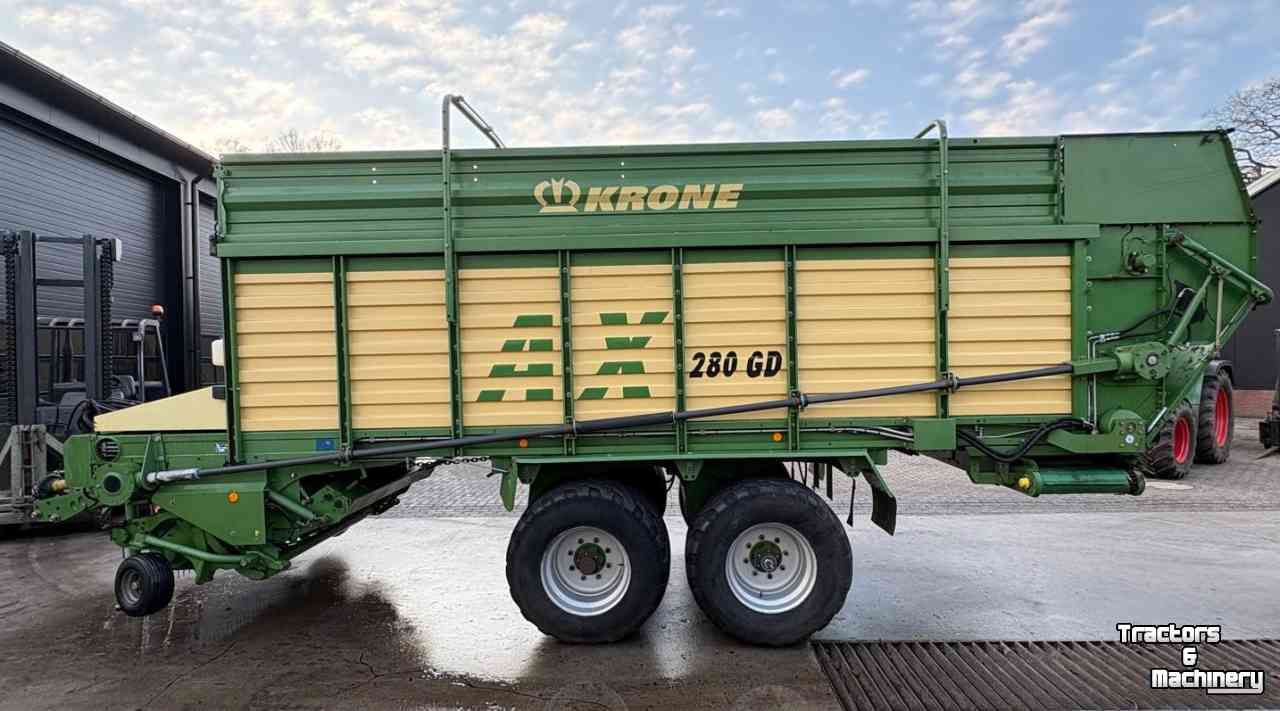 Self-loading wagon Krone AX 280