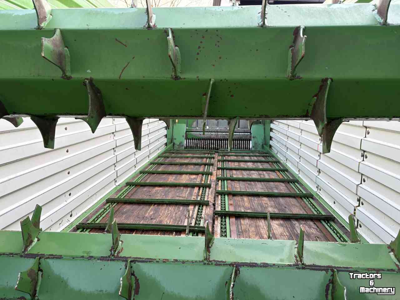 Self-loading wagon Krone AX 280