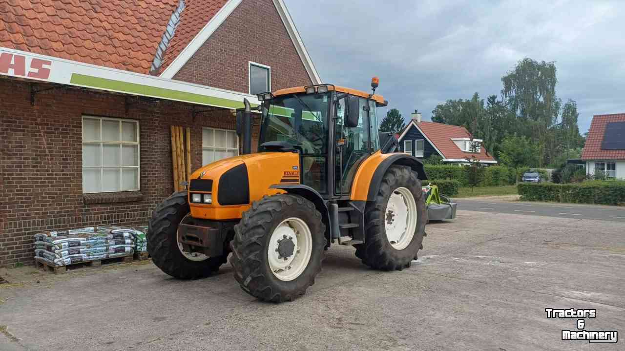 Tractor Renault Ares 550 RZ
