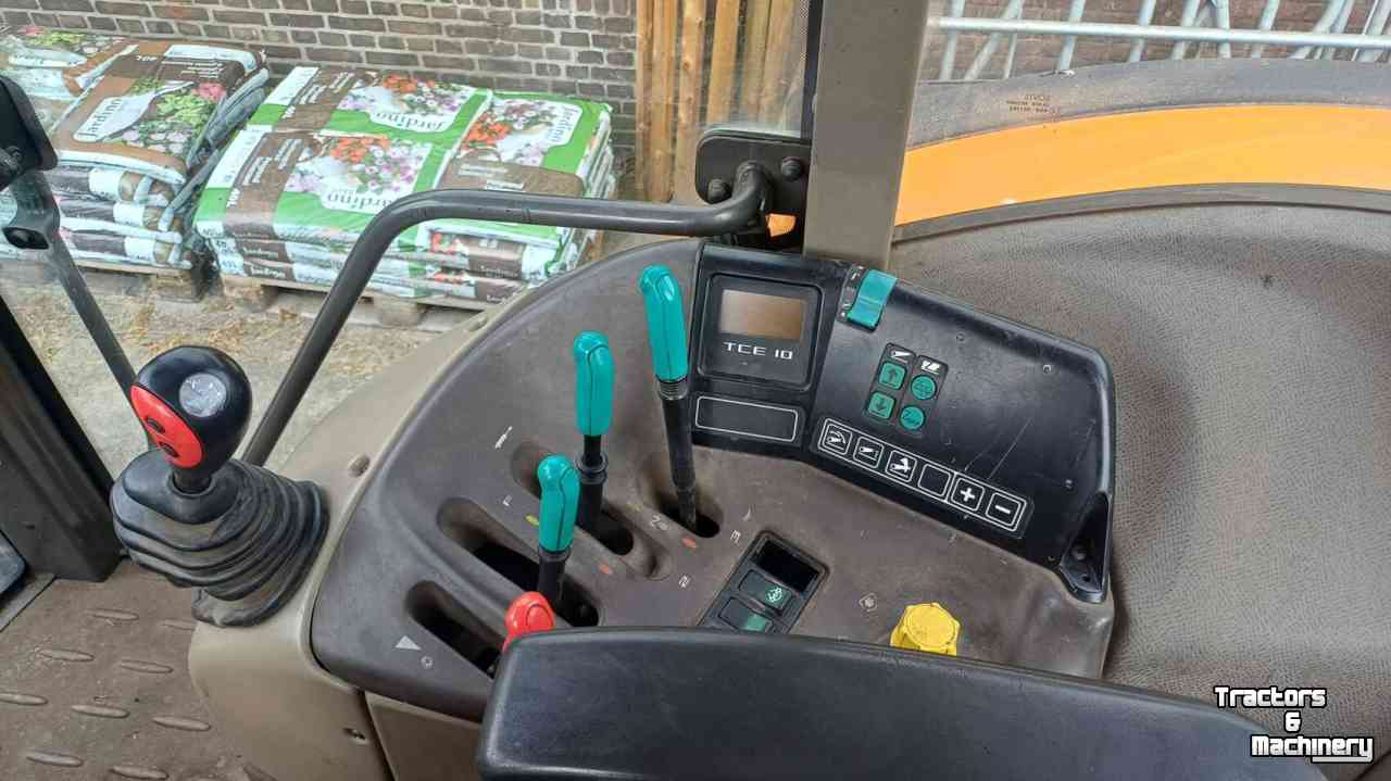 Tractor Renault Ares 550 RZ