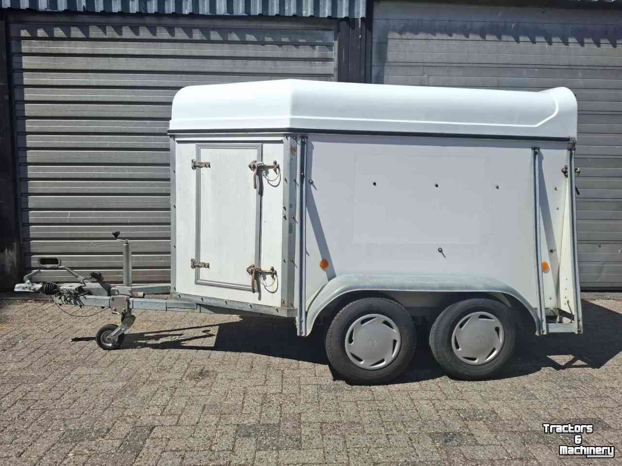 Livestock trailer Van Der Sluis Ponytrailer veetrailer schapentrailer paardentrailer trailer