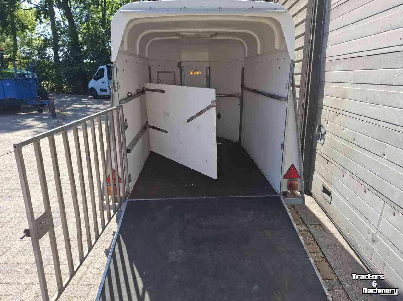 Livestock trailer Van Der Sluis Ponytrailer veetrailer schapentrailer paardentrailer trailer