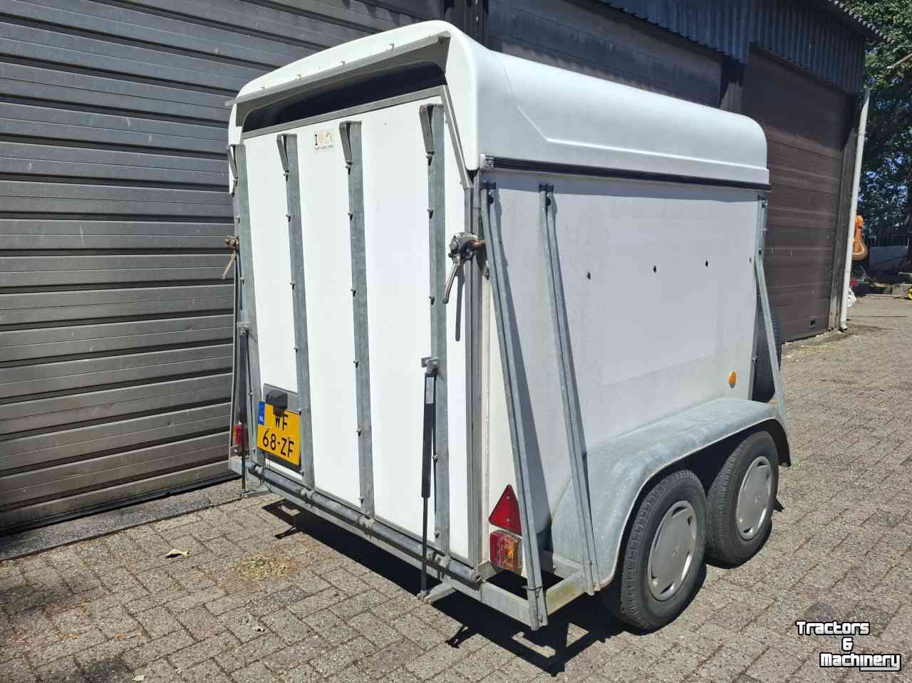 Livestock trailer Van Der Sluis Ponytrailer veetrailer schapentrailer paardentrailer trailer