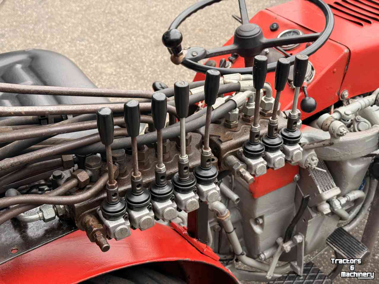 Small-track Tractor Schanzlin 300A met kluitrooier