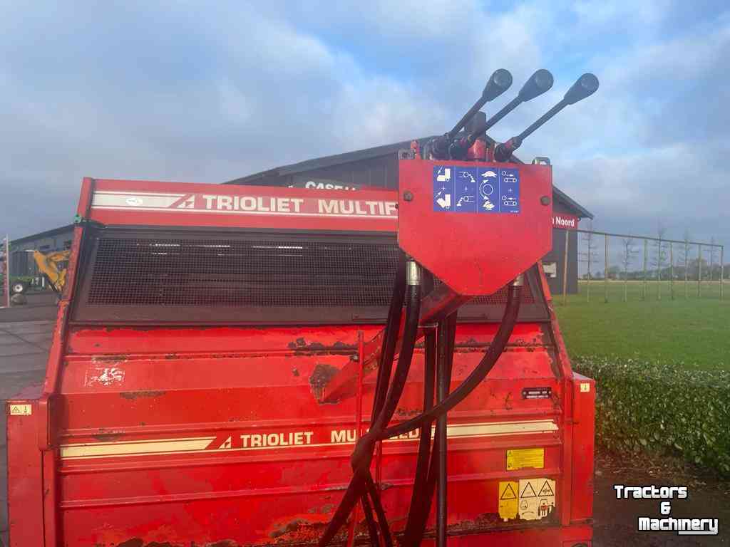 Silage-block distribution wagon Trioliet Multifeed