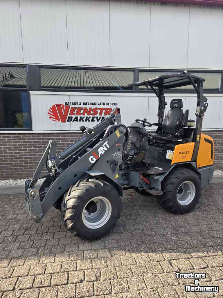 Wheelloader Giant V452T