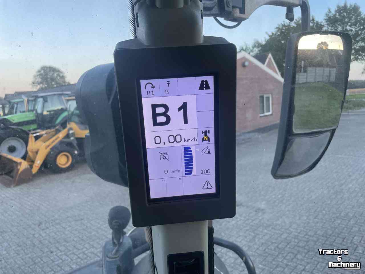 Tractor Claas ARION 530 CIS FR.HEF LUCHTDRUK BJ.2018