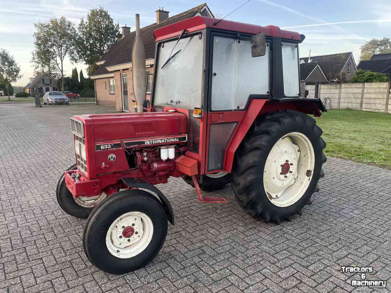 Tractor International 633 + stuurbekrachtiging !!
