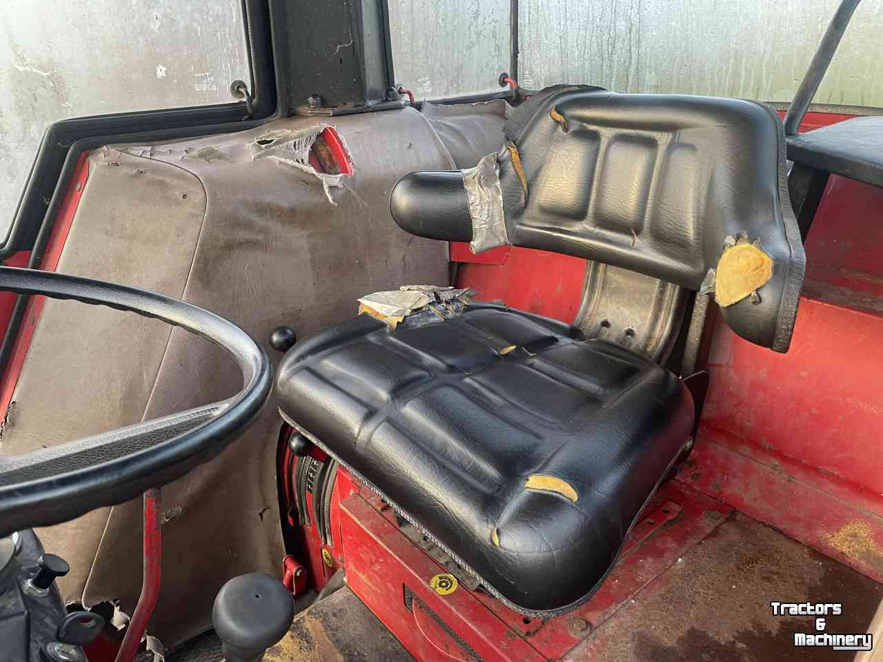 Tractor International 633 + stuurbekrachtiging !!