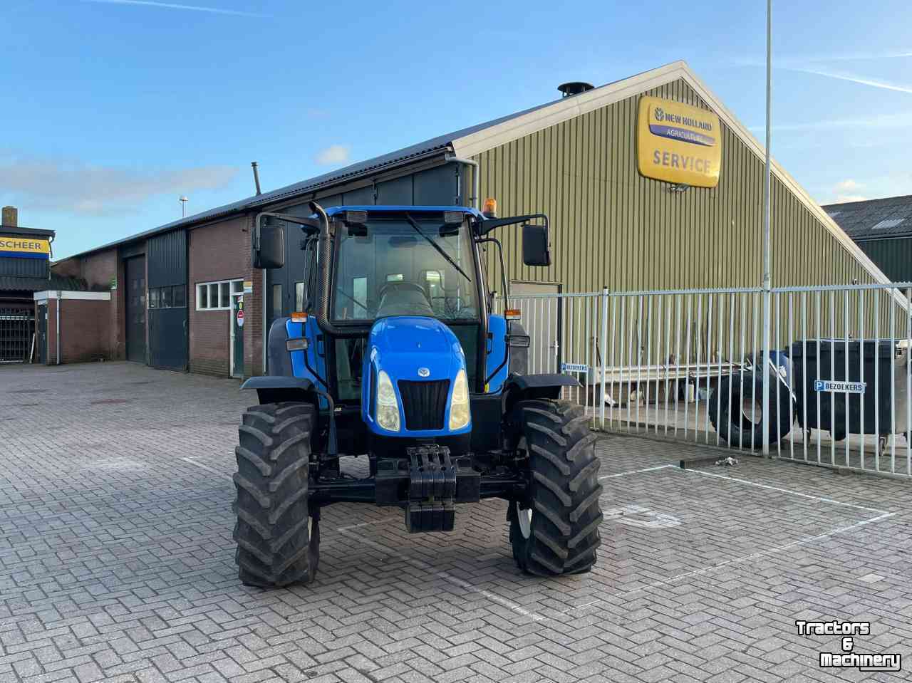 Tractor New Holland TL90A