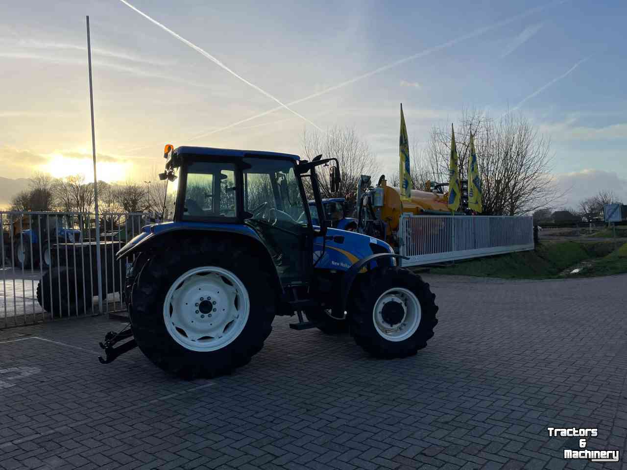 Tractor New Holland TL90A