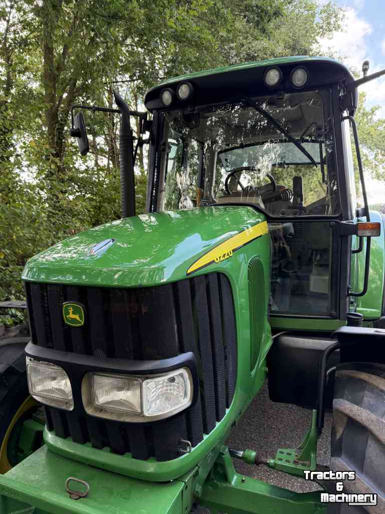 Tractor John Deere 6220 AQ