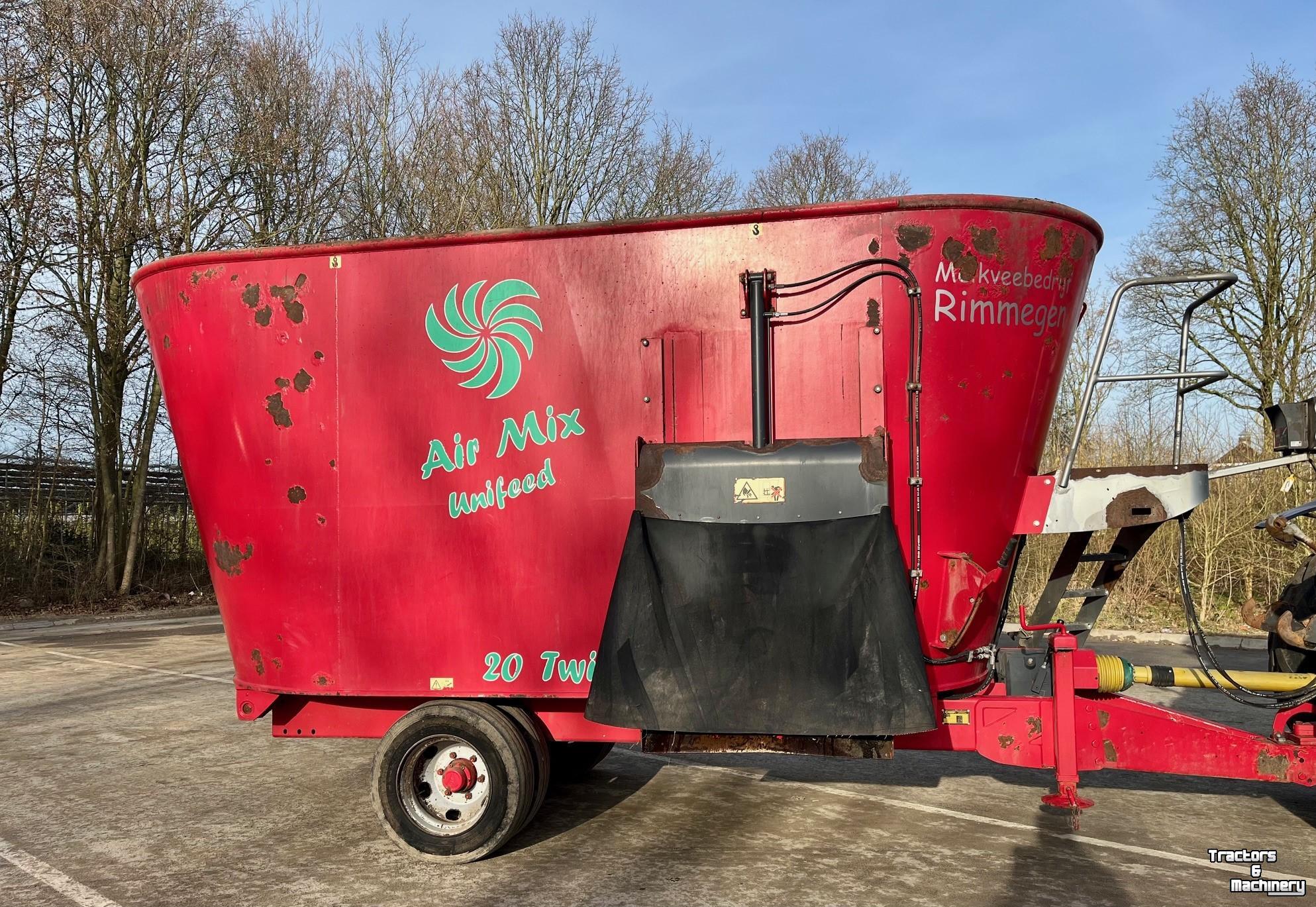 Feed mixer Airmix Voermengwagen 20 m³
