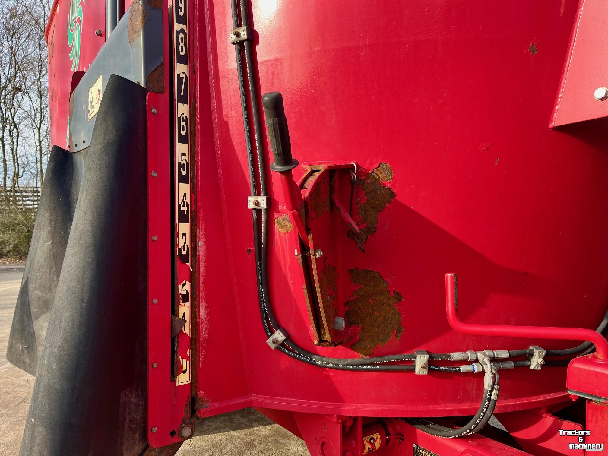 Feed mixer Airmix Voermengwagen 20 m³