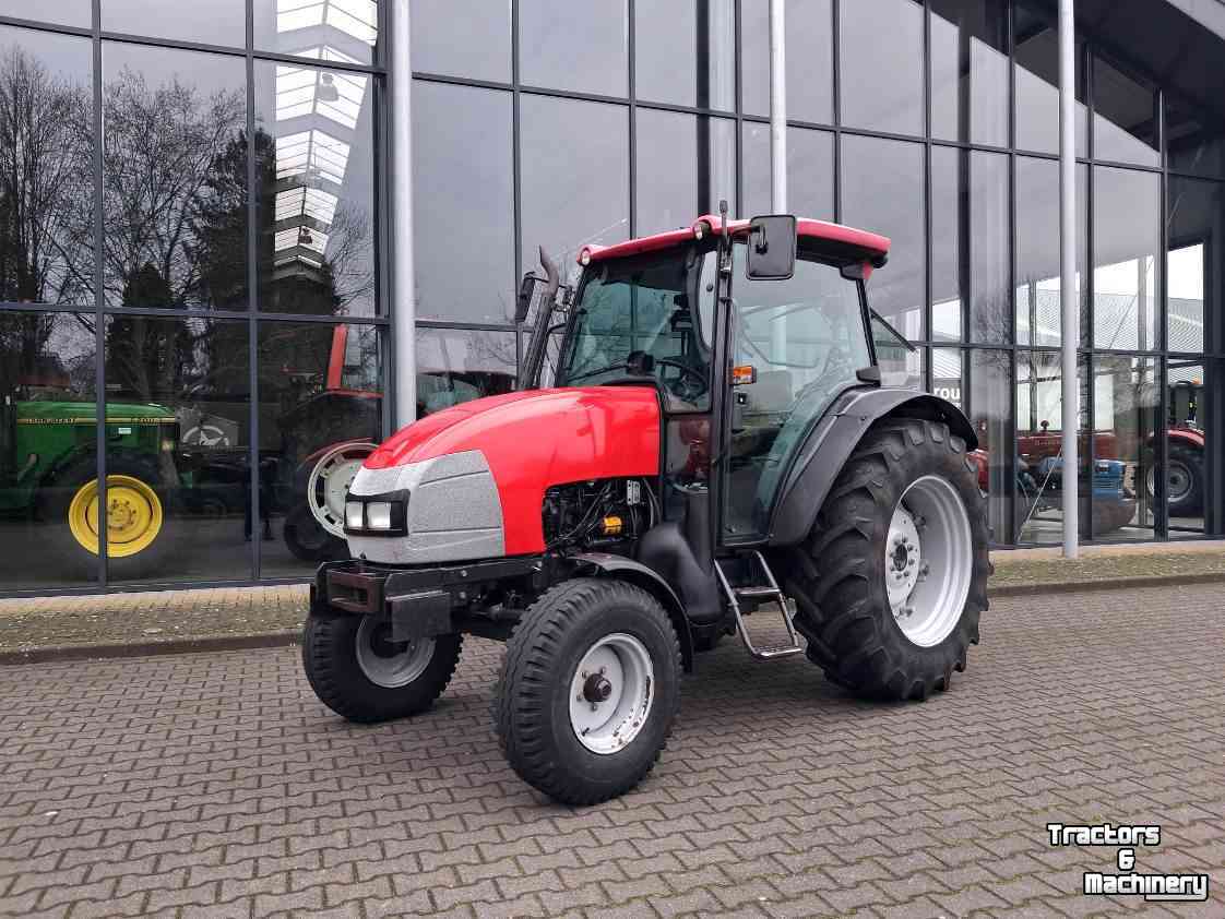 Tractor McCormick C-100 MAX