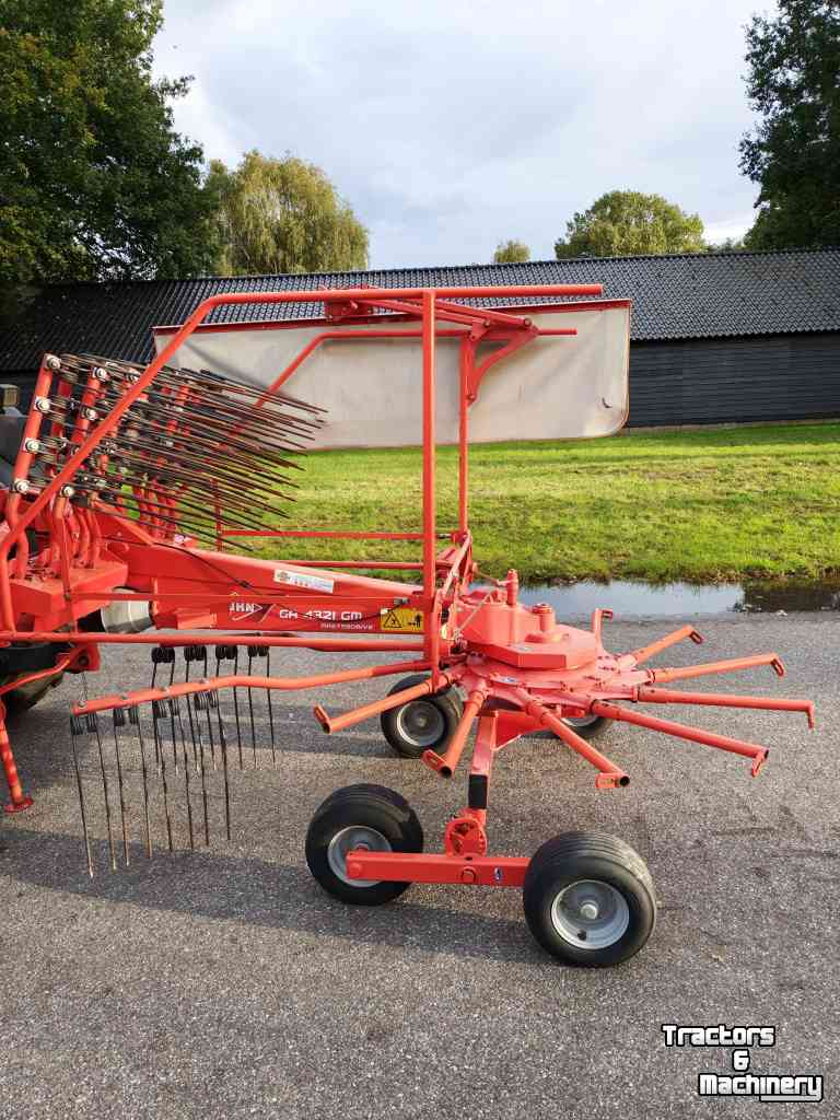 Rake Kuhn Ga 4321