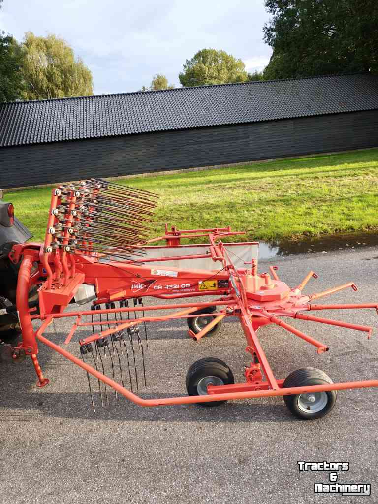Rake Kuhn Ga 4321