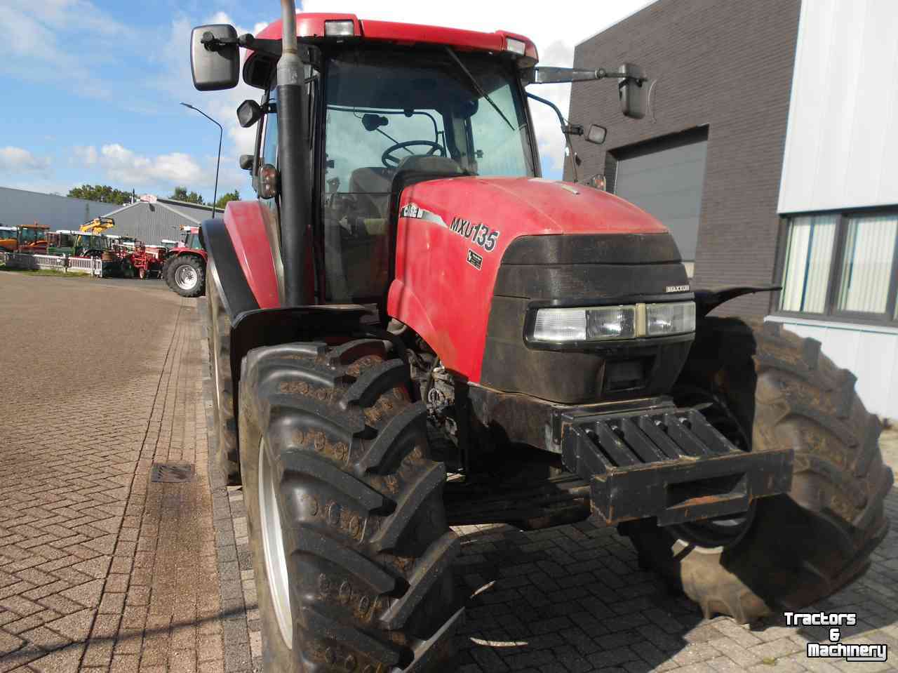 Tractor Case-IH maxxum 135