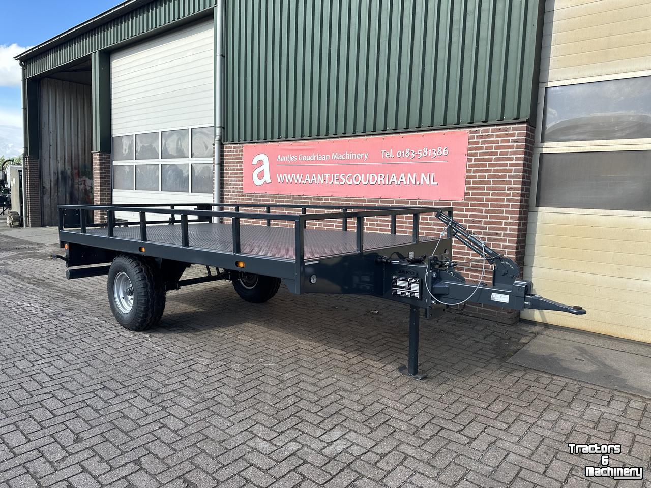 Agricultural wagon AGM Bakkenwagen voor achter een kraan/shovel