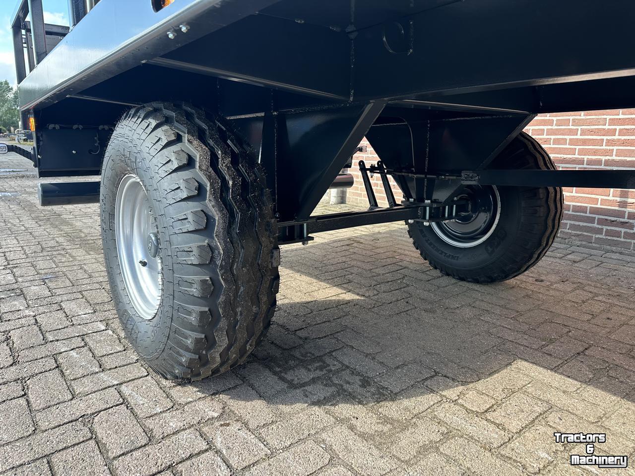 Agricultural wagon AGM Bakkenwagen voor achter een kraan/shovel
