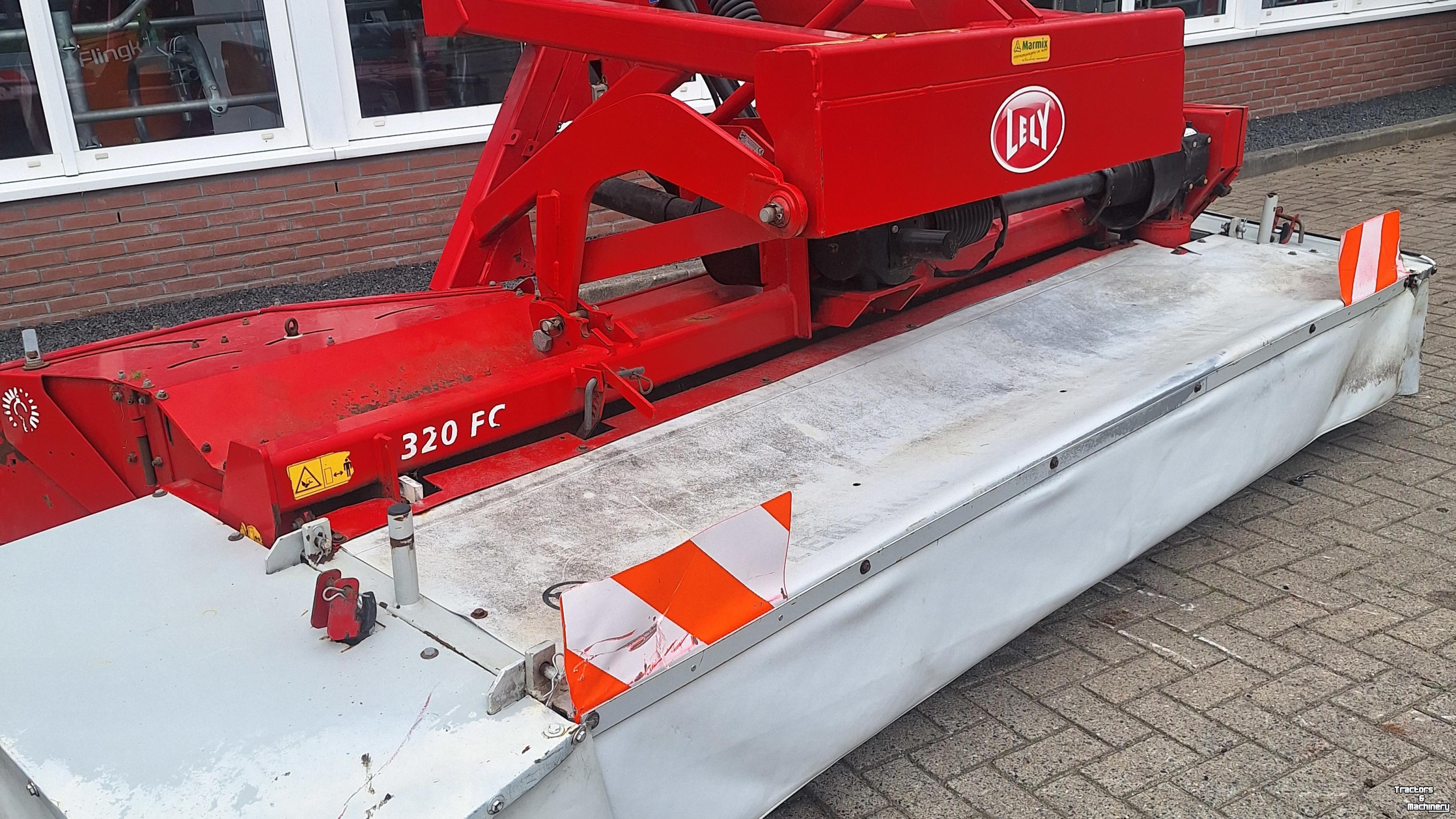 Mower Lely 320FC frontschijvenmaaier-kneuzer
