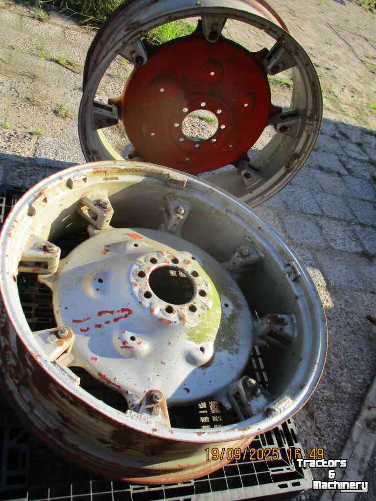 Wheels, Tyres, Rims & Dual spacers Deutz 12-38