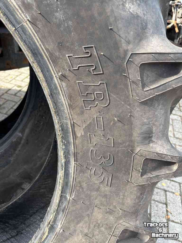Wheels, Tyres, Rims & Dual spacers BKT 16,9x34
