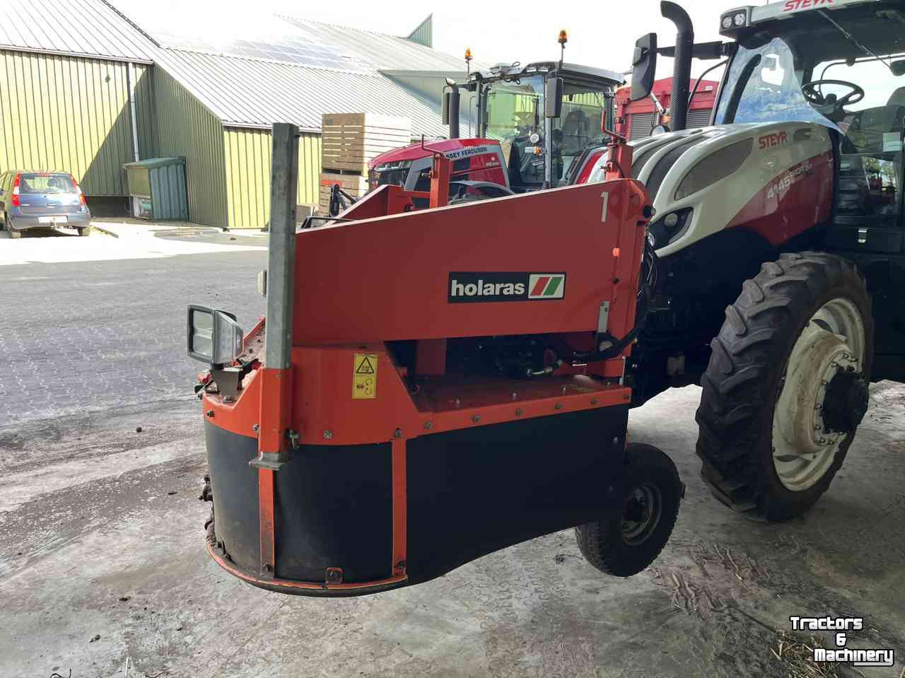 Onion harvester Holaras UM150-F - UR-135-DB Uienrooiset oogstmachines