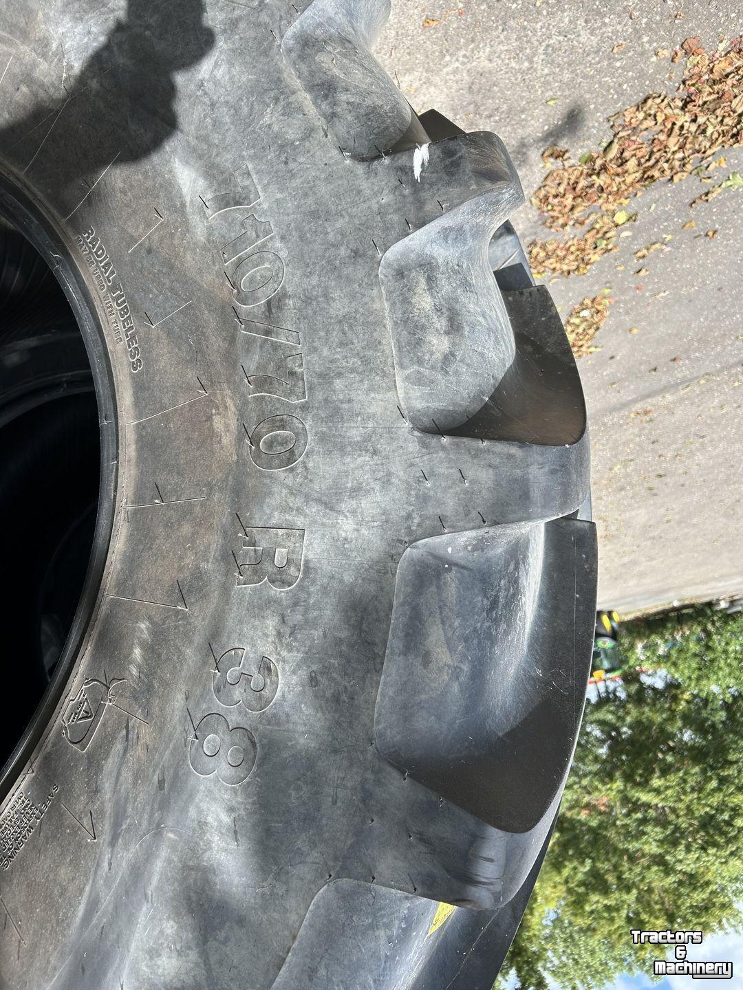 Wheels, Tyres, Rims & Dual spacers Vredestein 710/70R38 EN 600/65R28 wielen
