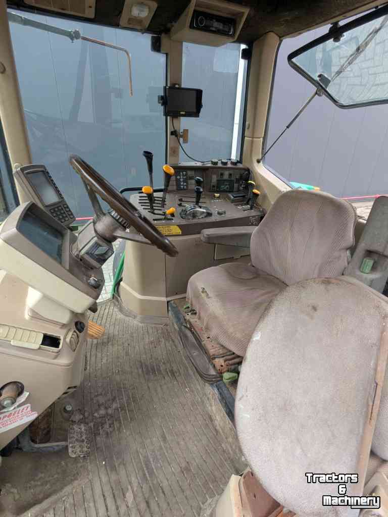 Tractor John Deere 6210