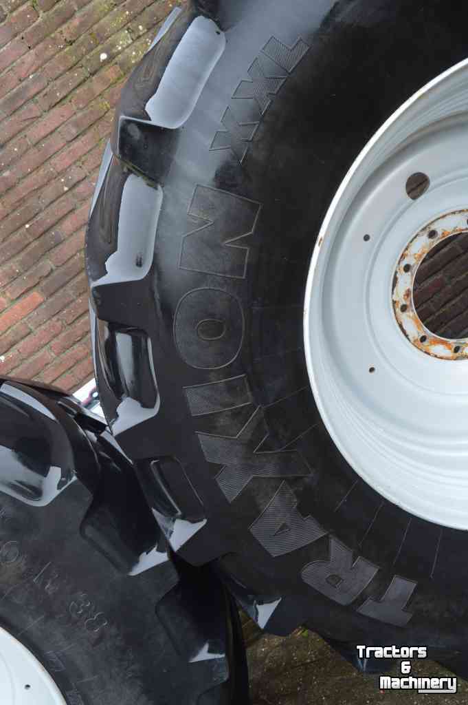 Wheels, Tyres, Rims & Dual spacers Vredestein 710/70r38