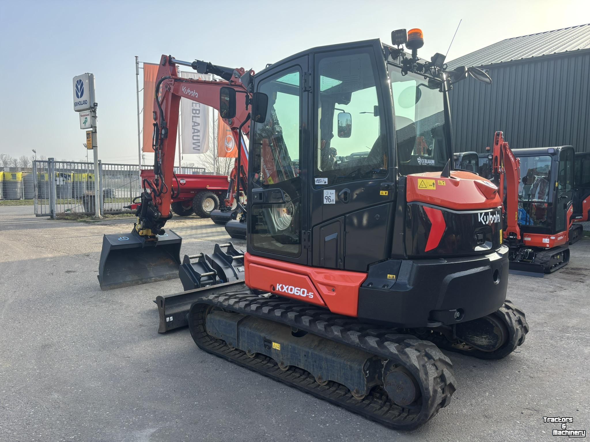Excavator Kubota KX060-5