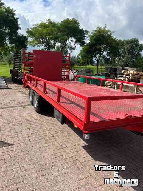 Low loader / Semi trailer  dieplader 6 meter